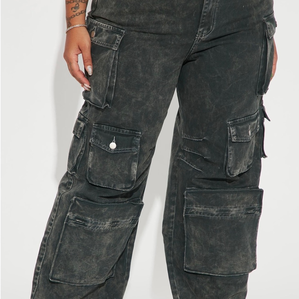 Brand new cargo jeans